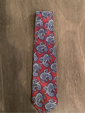 Luca Franzini 100% Silk Red Paisley Men's Tie with Navy Accents Made In Italy